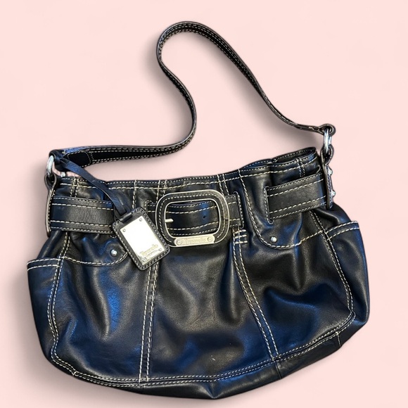 Tignanello Handbags - Tignanello Black Leather Shoulder Hobo Bag